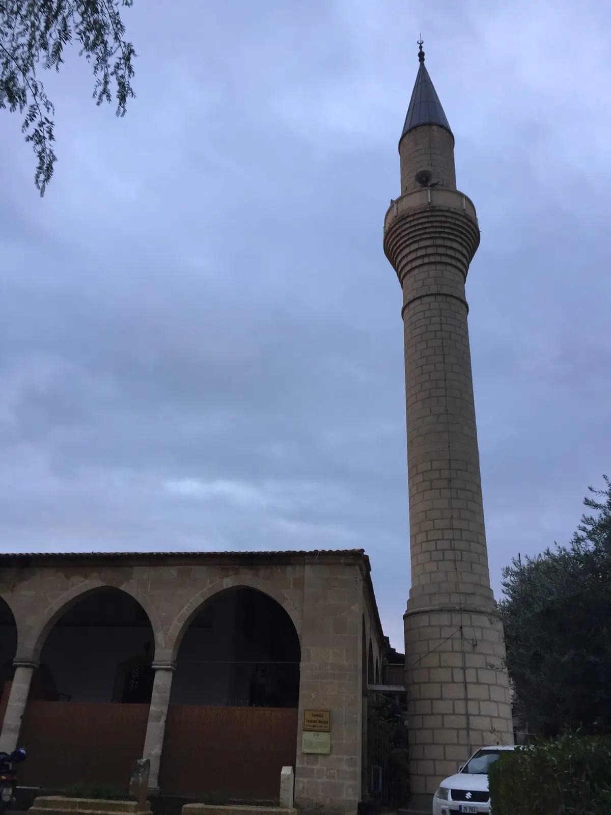Yeni Cami (The New Mosque), North Nicosia — another angle